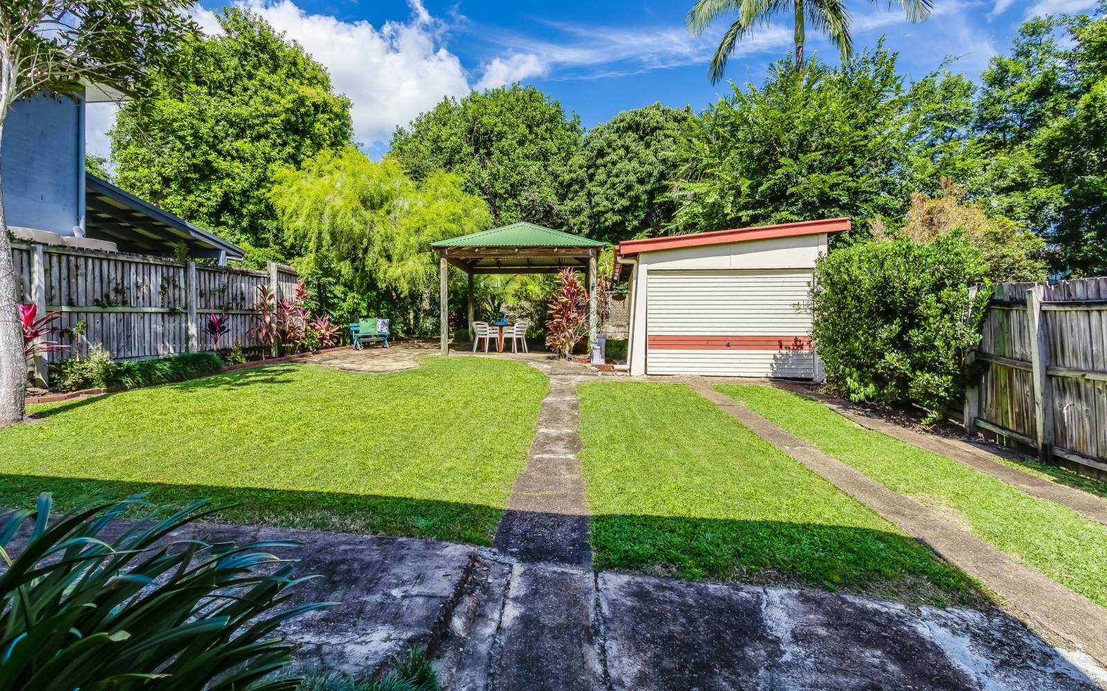 277 Verney Road East, GRACEVILLE, QLD 4075 AUS