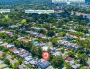 52 Leybourne Street, CHELMER, QLD 4068 AUS