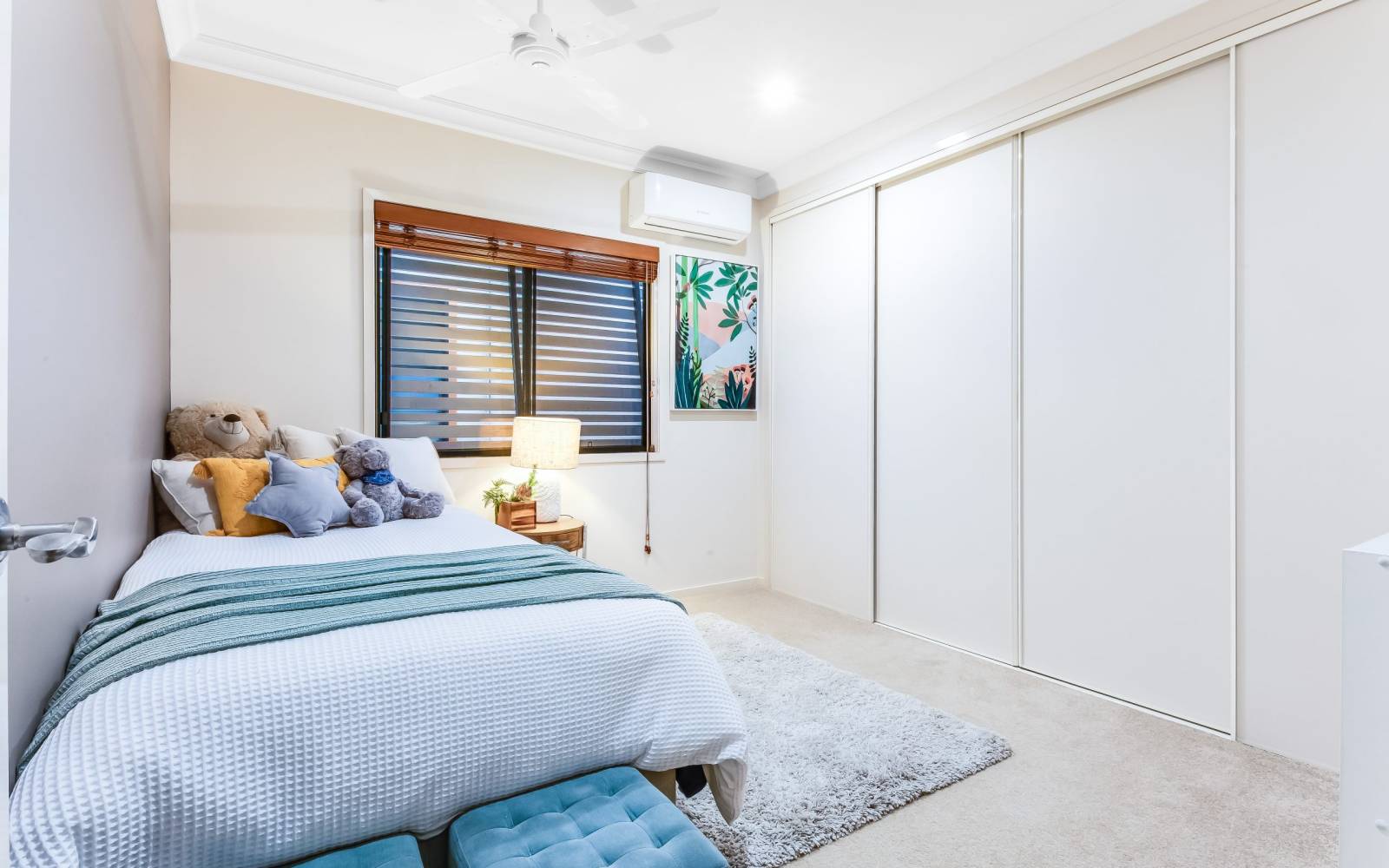 52 Leybourne Street, CHELMER, QLD 4068 AUS