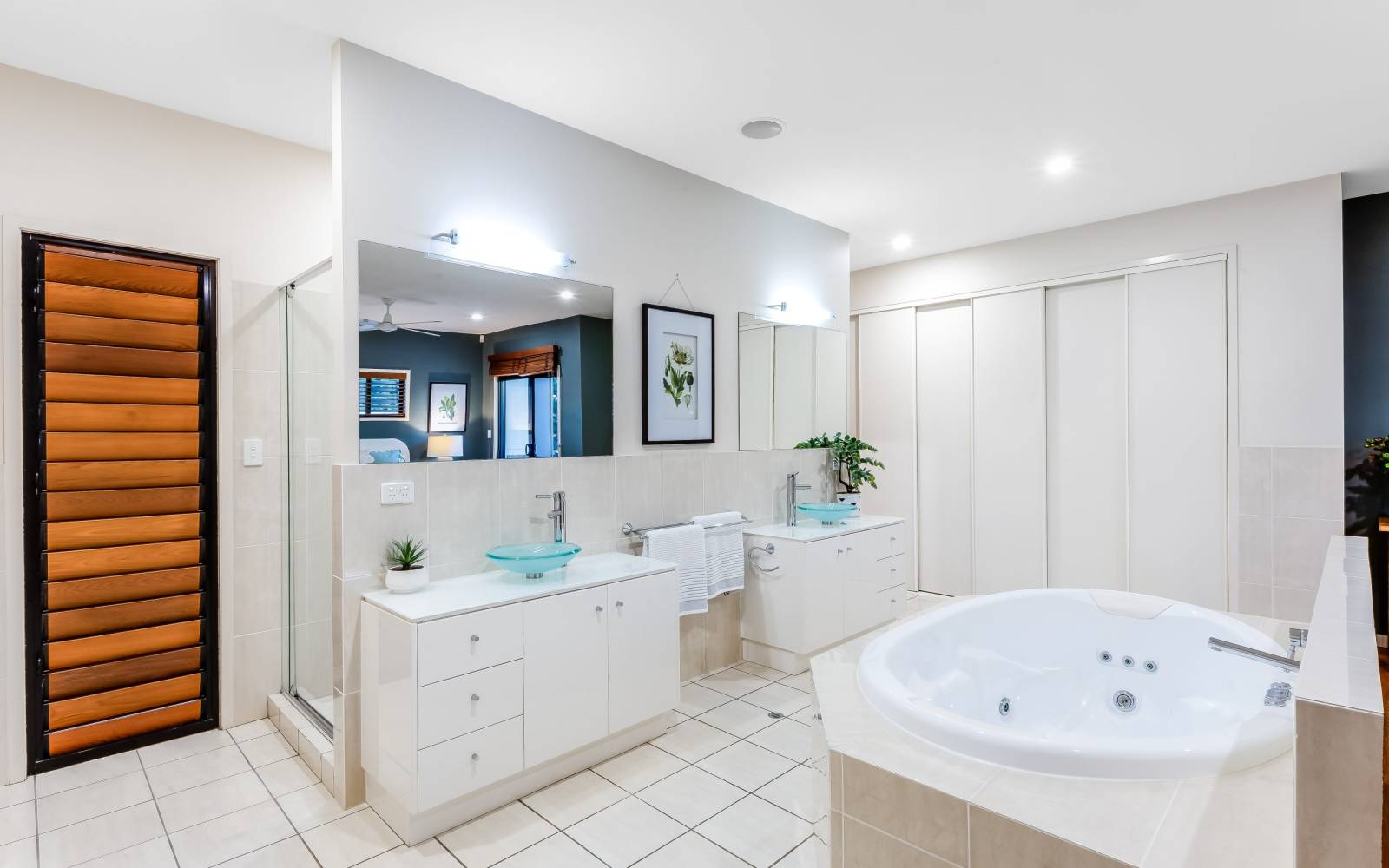 52 Leybourne Street, CHELMER, QLD 4068 AUS