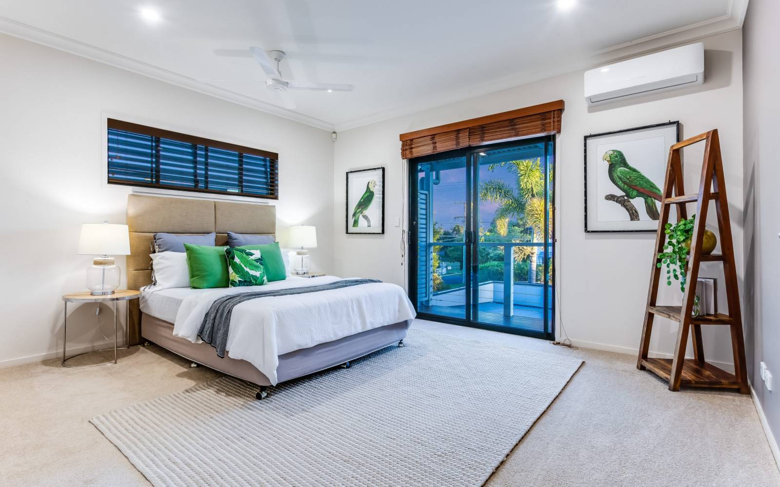 52 Leybourne Street, CHELMER, QLD 4068 AUS