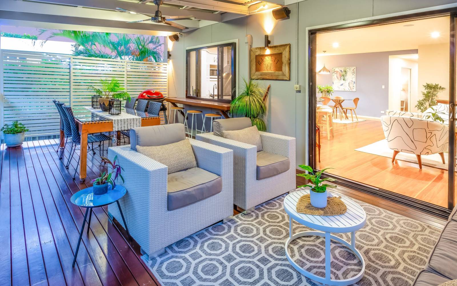 52 Leybourne Street, CHELMER, QLD 4068 AUS