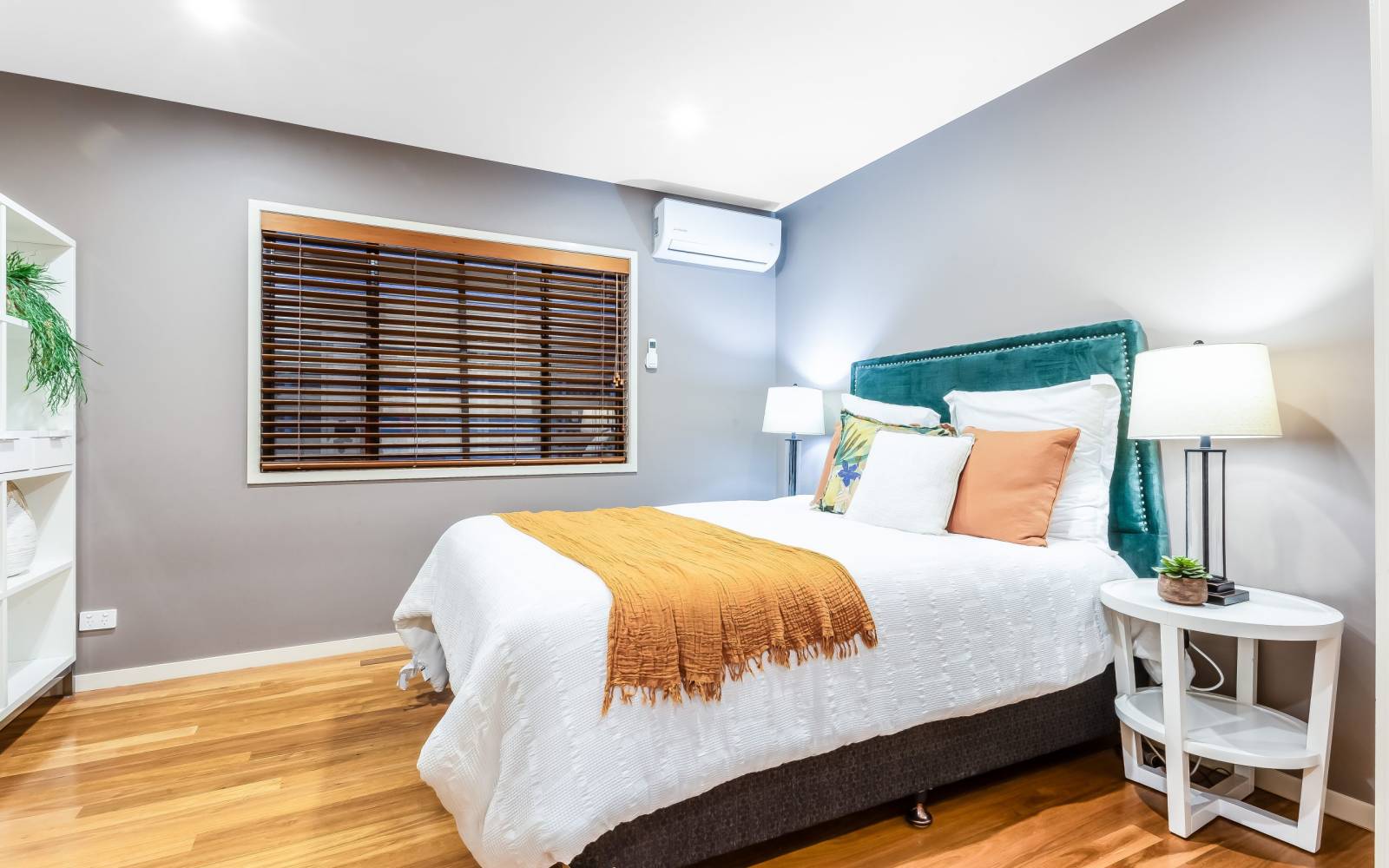 52 Leybourne Street, CHELMER, QLD 4068 AUS