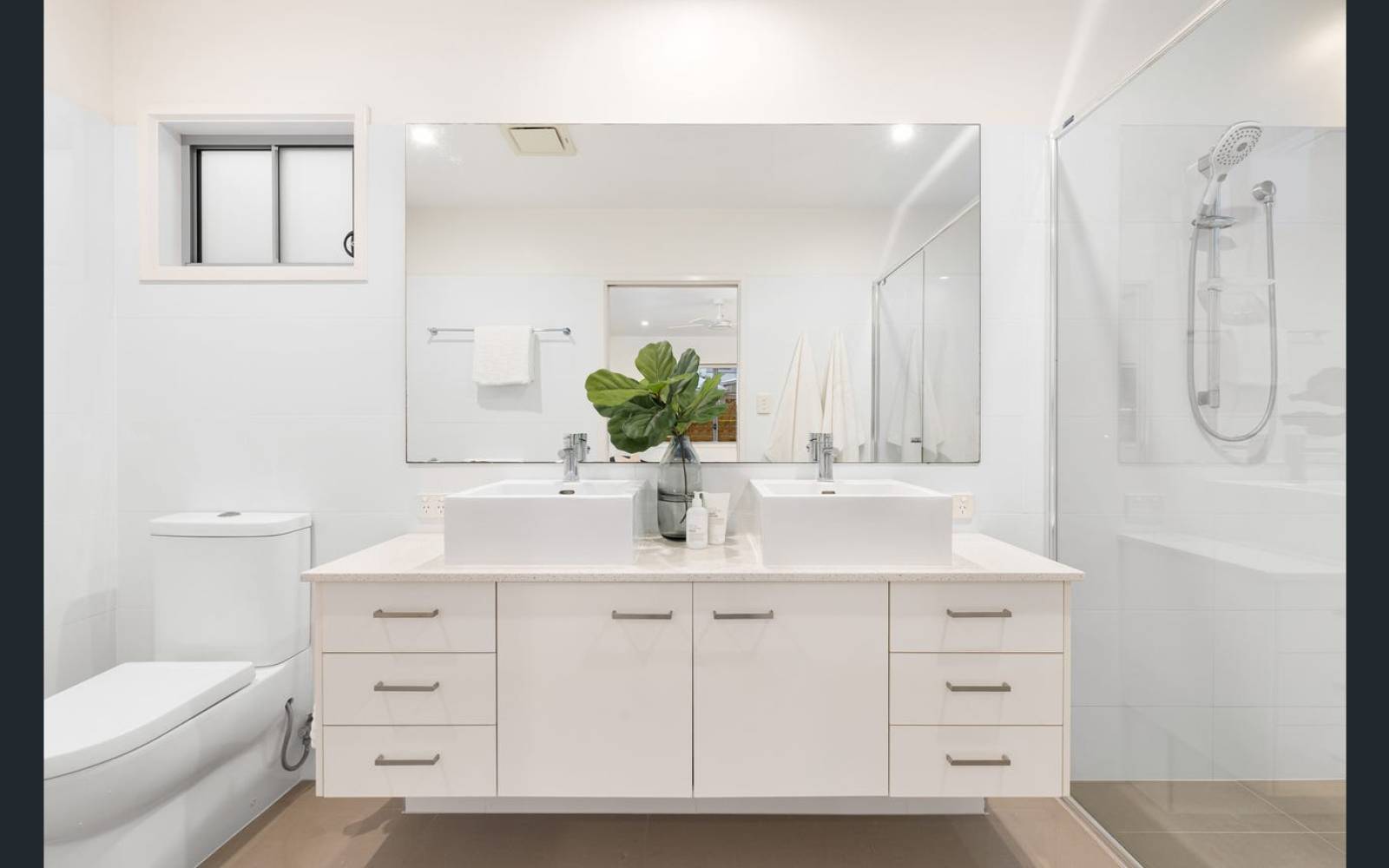 74 Gerler Street, BARDON, QLD 4065 AUS