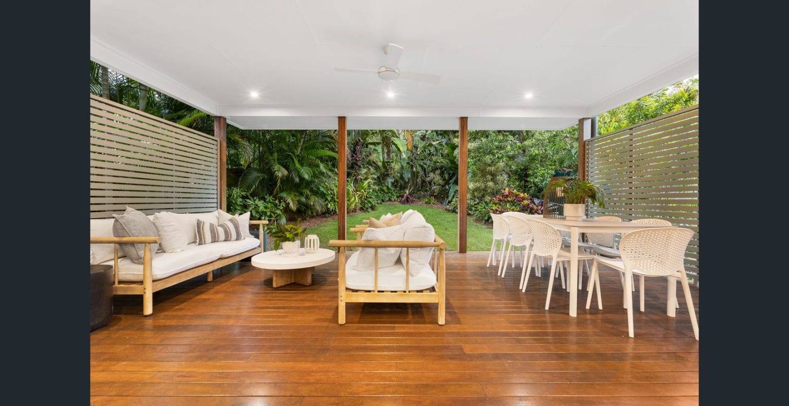 74 Gerler Street, BARDON, QLD 4065 AUS