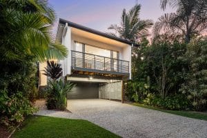 74 Gerler Street, BARDON, QLD 4065 AUS