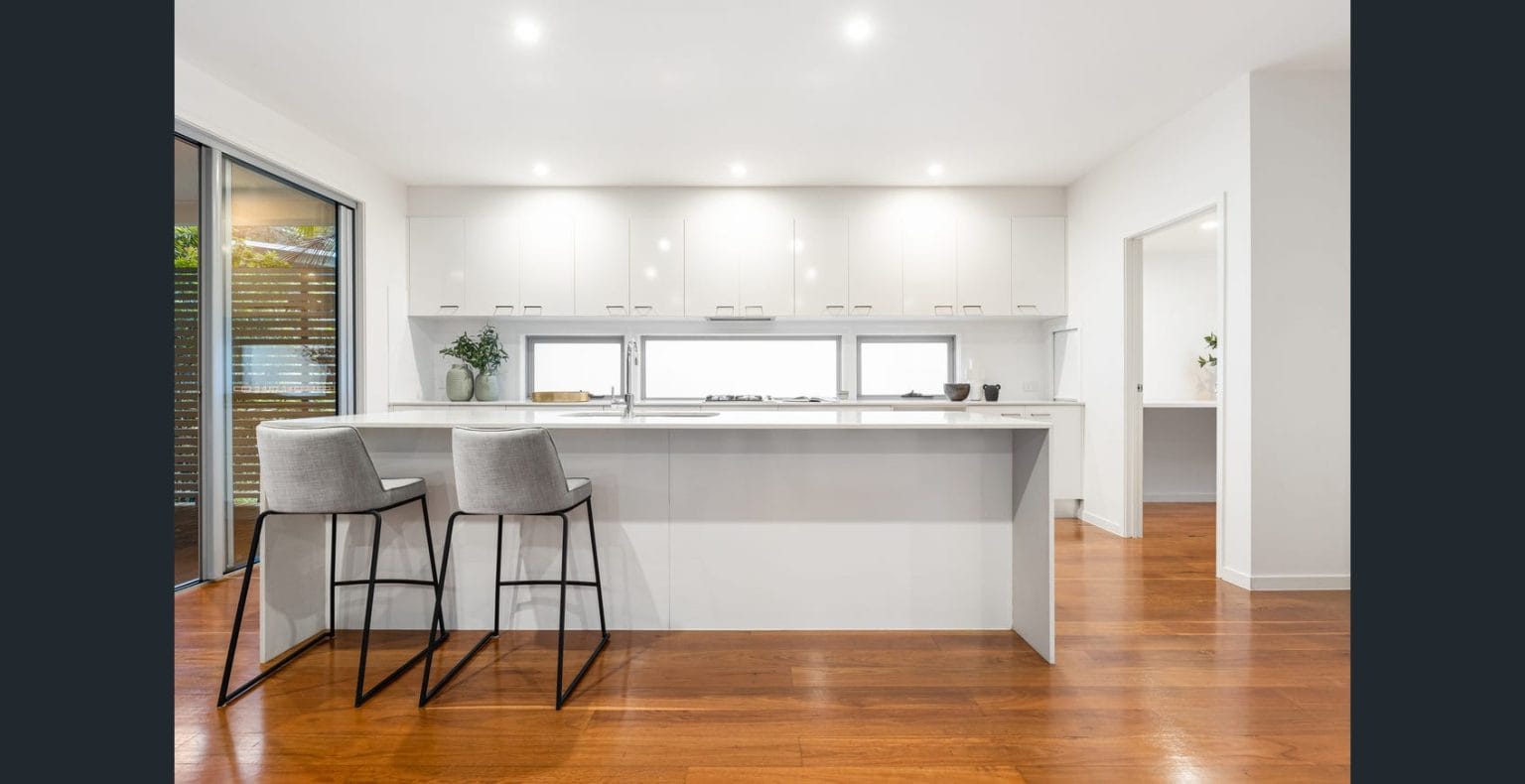 74 Gerler Street, BARDON, QLD 4065 AUS