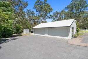 39 Oakridge Street, BURBANK, QLD 4156 AUS