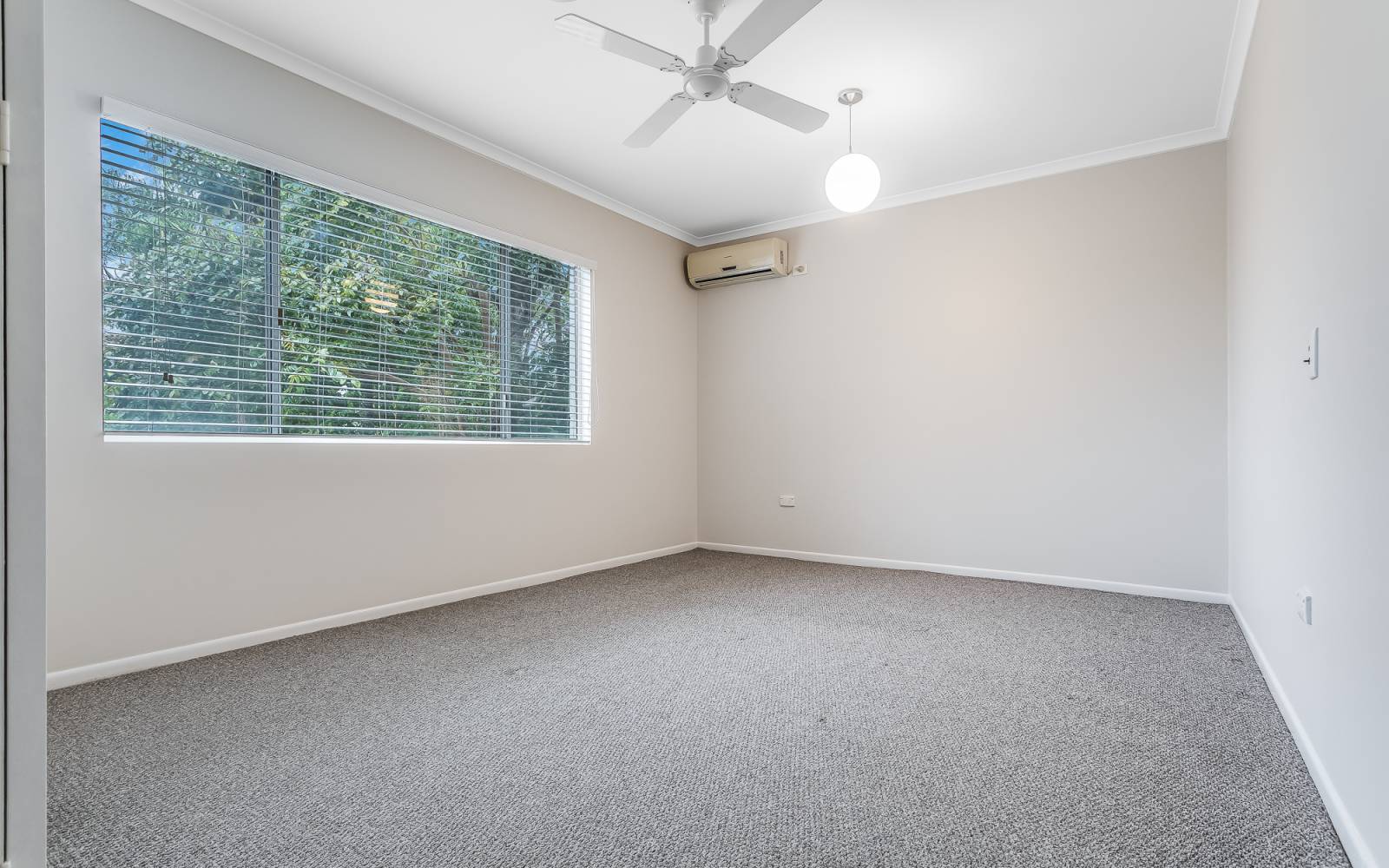 8 Ramor Street, KENMORE, QLD 4069 AUS