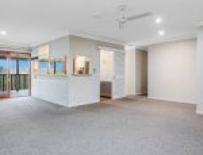 8 Ramor Street, KENMORE, QLD 4069 AUS