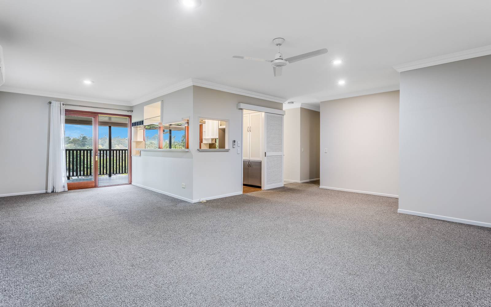 8 Ramor Street, KENMORE, QLD 4069 AUS