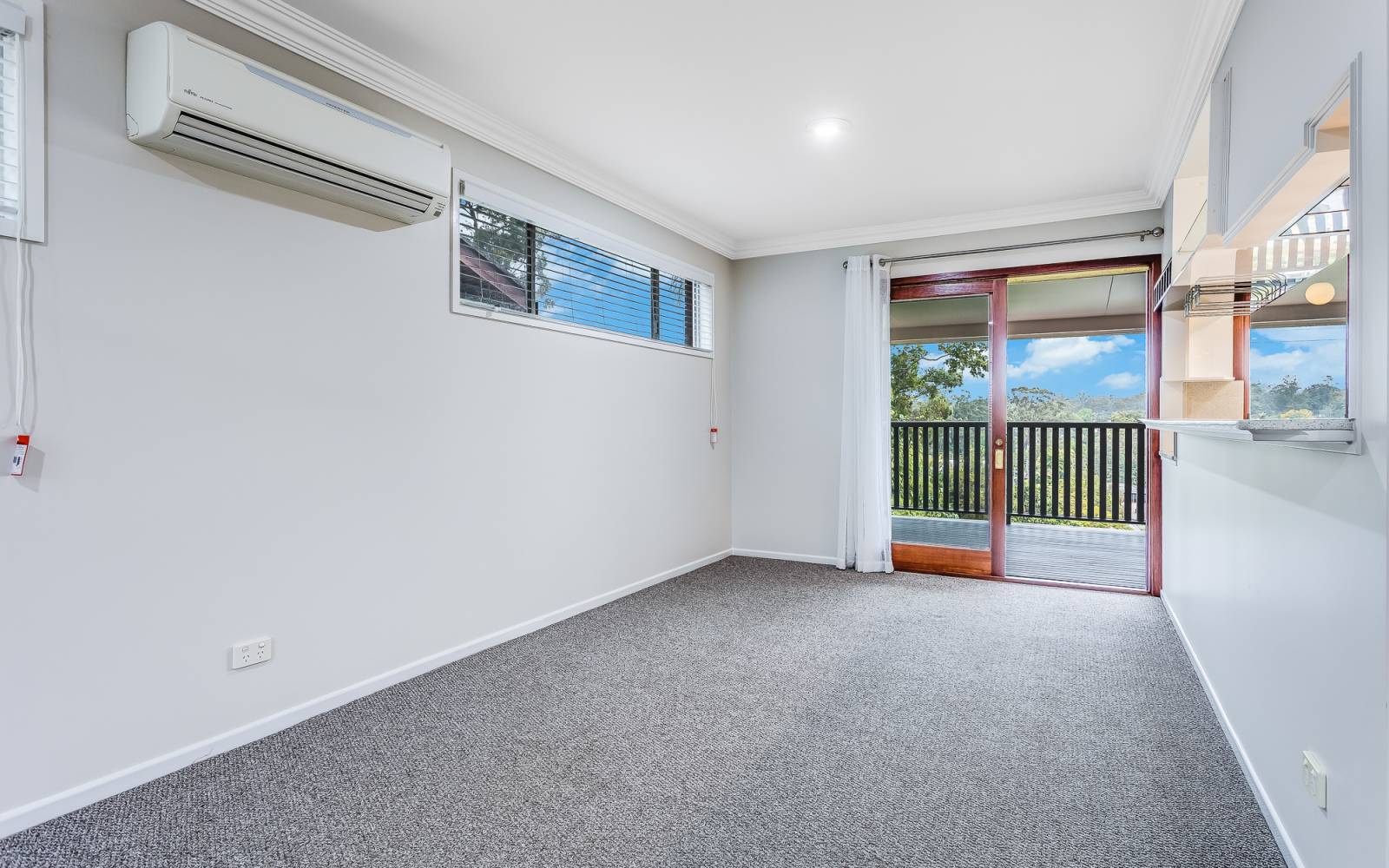 8 Ramor Street, KENMORE, QLD 4069 AUS