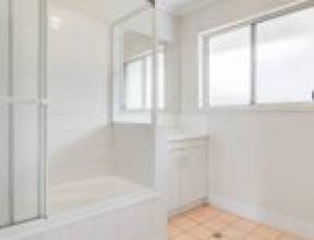 34/110 Johnson Road, HILLCREST, QLD 4118 AUS