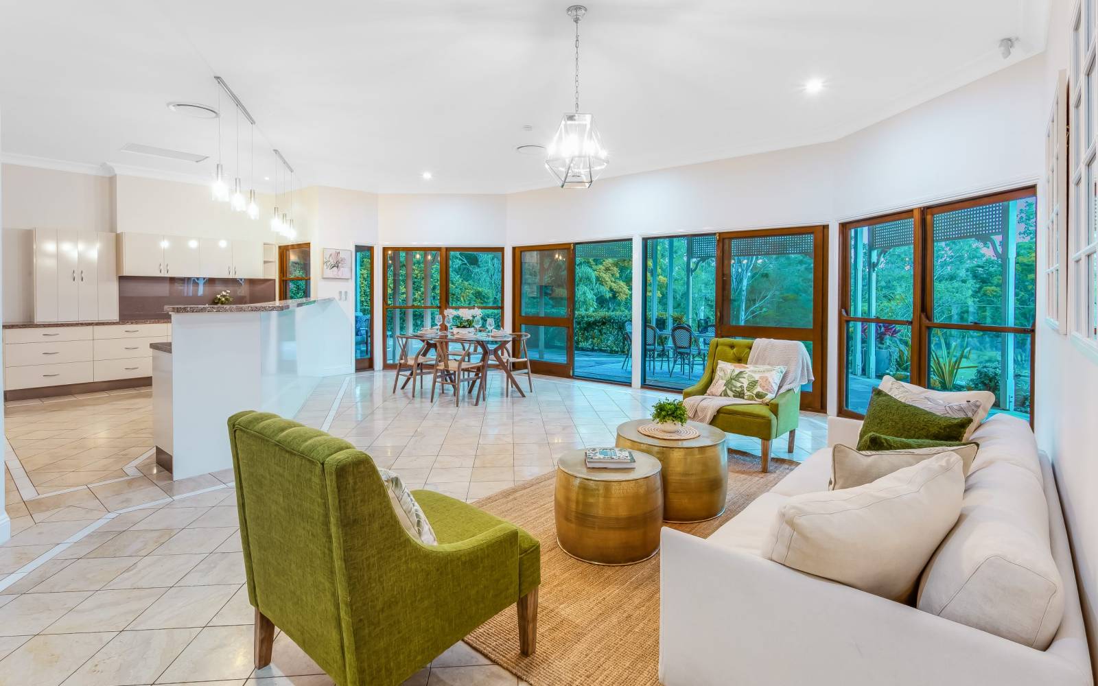 47 Yarawa Street, KENMORE, QLD 4069 AUS