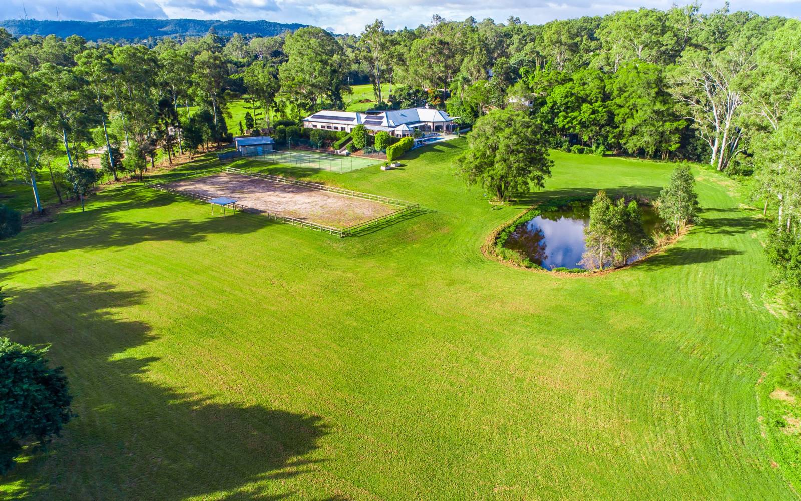 47 Yarawa Street, KENMORE, QLD 4069 AUS