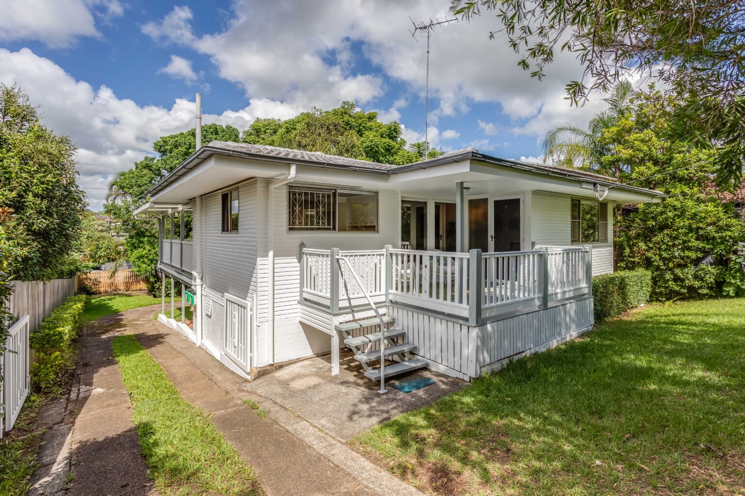 34 Moolingal Street, JINDALEE, QLD 4074 AUS