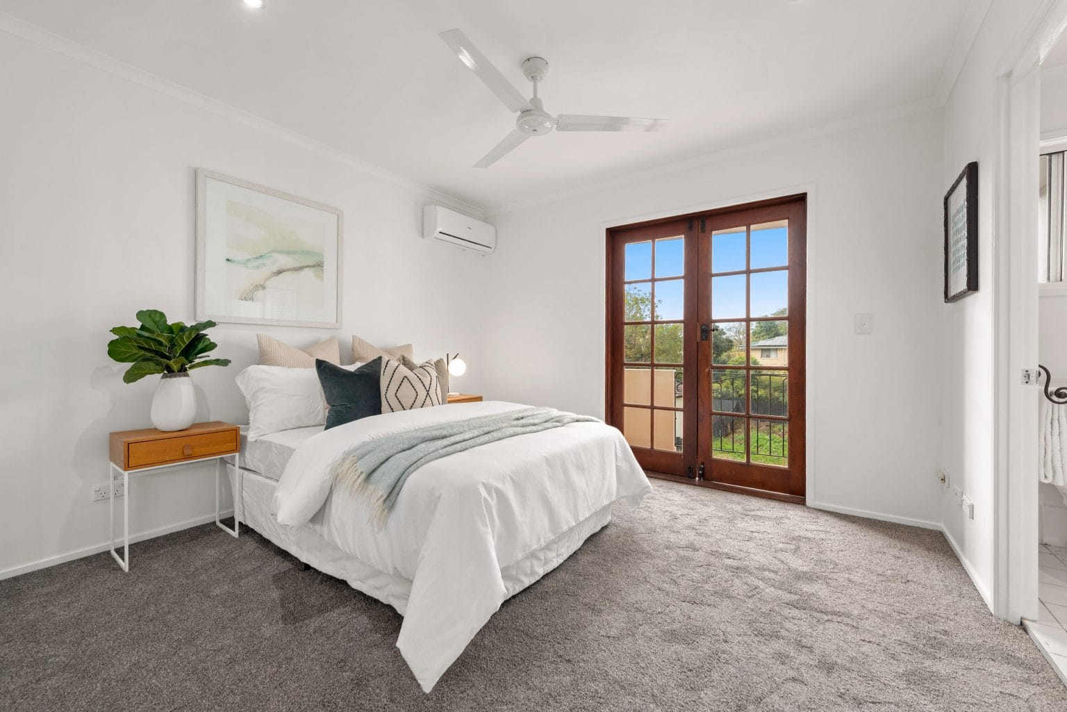 6/74A Sir Fred Schonell Drive, ST LUCIA, QLD 4067 AUS