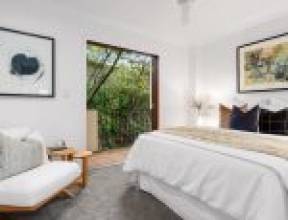 6/74A Sir Fred Schonell Drive, ST LUCIA, QLD 4067 AUS