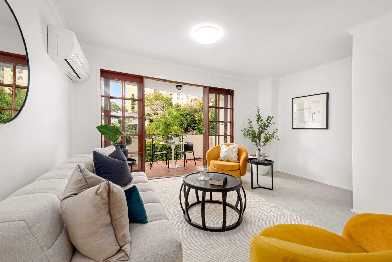 6/74A Sir Fred Schonell Drive, ST LUCIA, QLD 4067 AUS