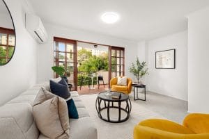 6/74A Sir Fred Schonell Drive, ST LUCIA, QLD 4067 AUS