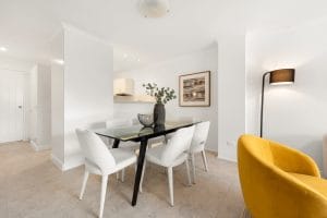 6/74A Sir Fred Schonell Drive, ST LUCIA, QLD 4067 AUS