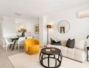 6/74A Sir Fred Schonell Drive, ST LUCIA, QLD 4067 AUS