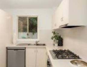 6/74A Sir Fred Schonell Drive, ST LUCIA, QLD 4067 AUS