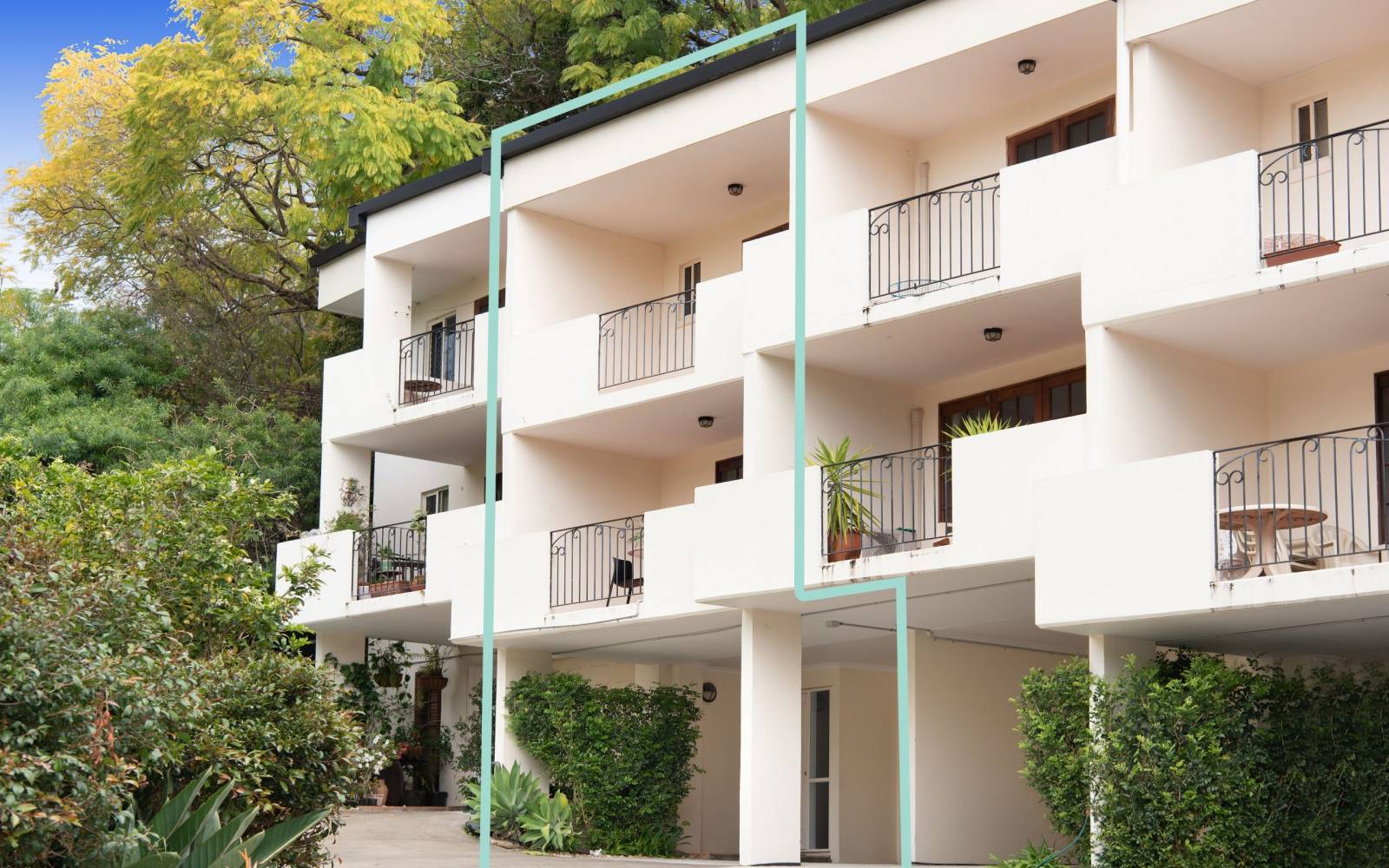 6/74A Sir Fred Schonell Drive, ST LUCIA, QLD 4067 AUS