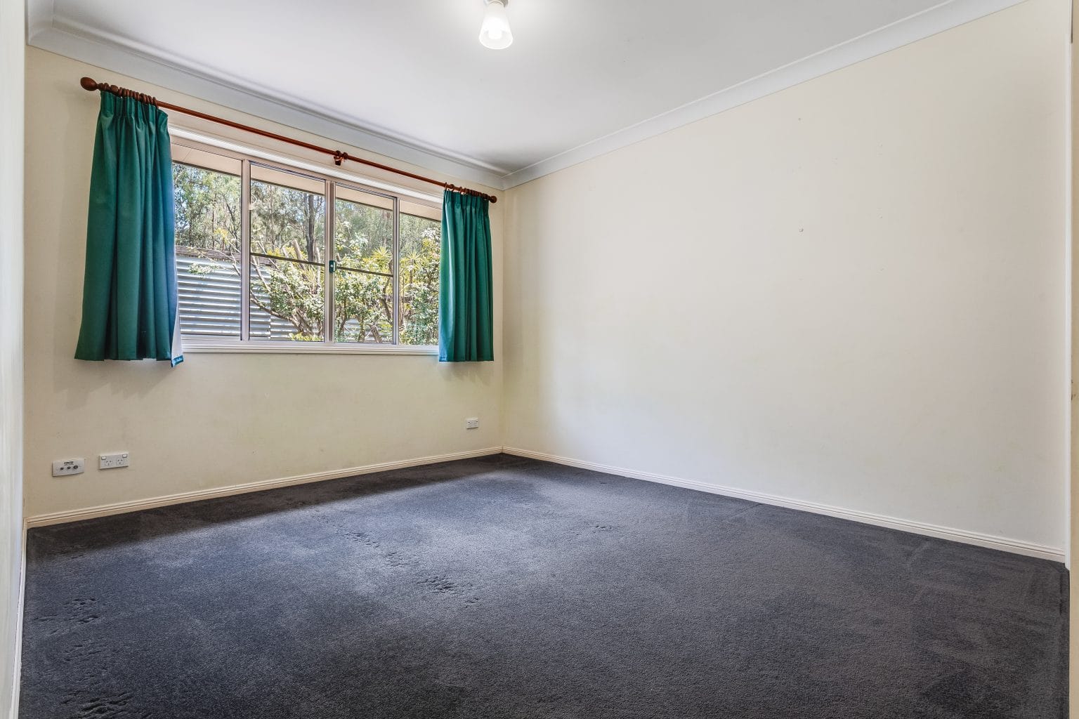 199 George Holt Drive, MOUNT CROSBY, QLD 4306 AUS