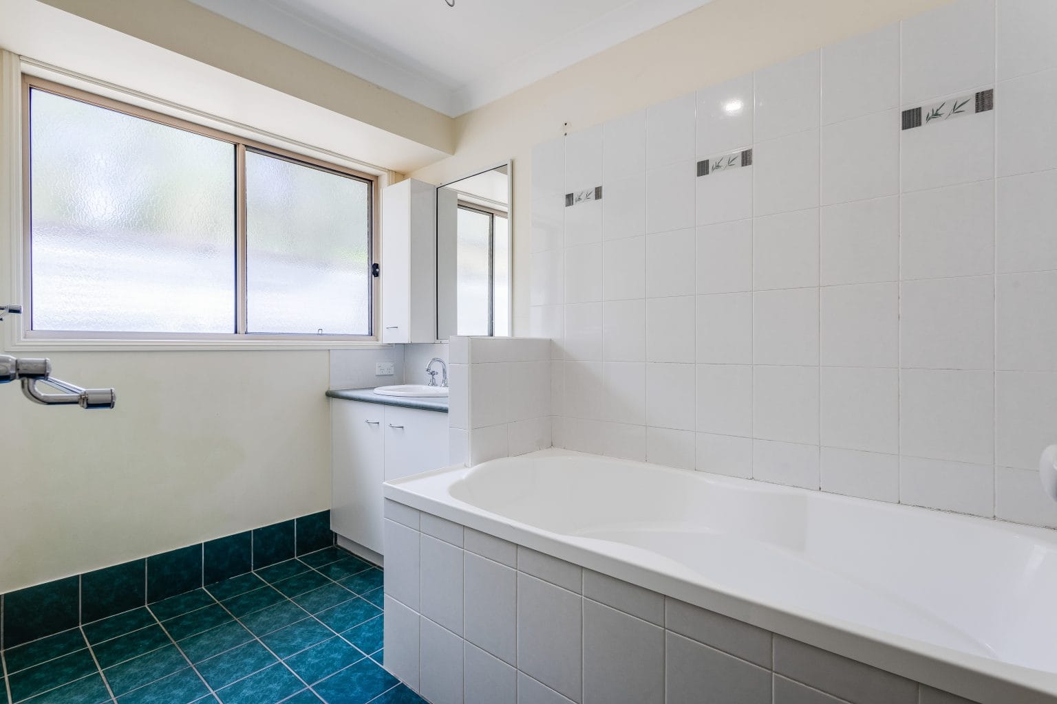 199 George Holt Drive, MOUNT CROSBY, QLD 4306 AUS