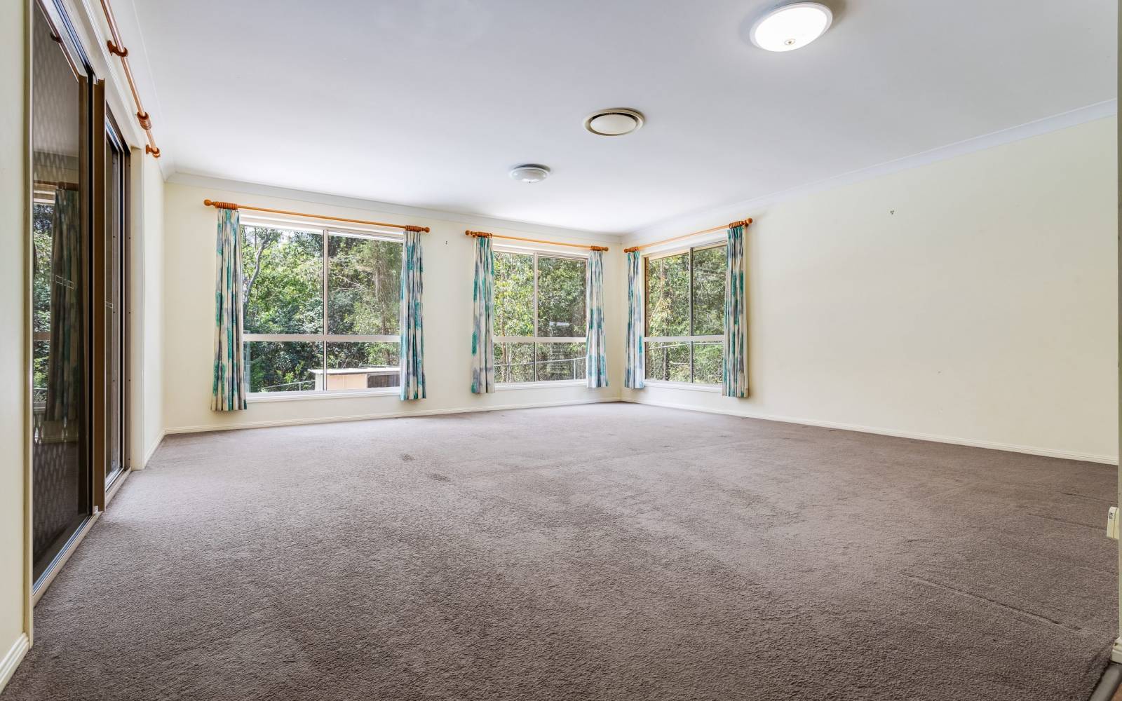 199 George Holt Drive, MOUNT CROSBY, QLD 4306 AUS