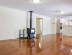 199 George Holt Drive, MOUNT CROSBY, QLD 4306 AUS