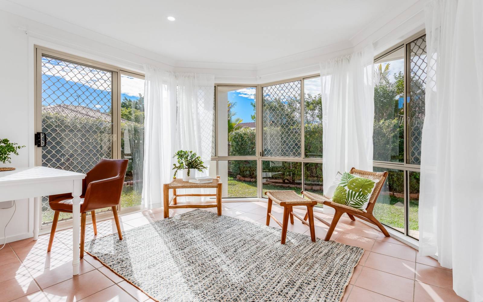 8 Accolade Place, CARSELDINE, QLD 4034 AUS