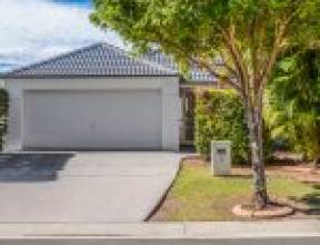 8 Accolade Place, CARSELDINE, QLD 4034 AUS