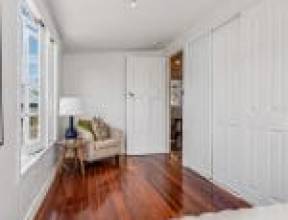 7 Carlyle Street, RED HILL, QLD 4059 AUS