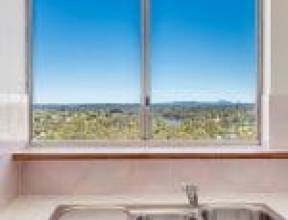 28/104 Station Road, INDOOROOPILLY, QLD 4068 AUS