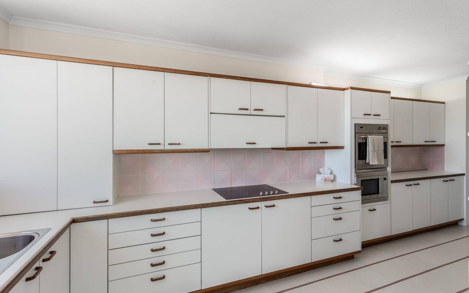 28/104 Station Road, INDOOROOPILLY, QLD 4068 AUS