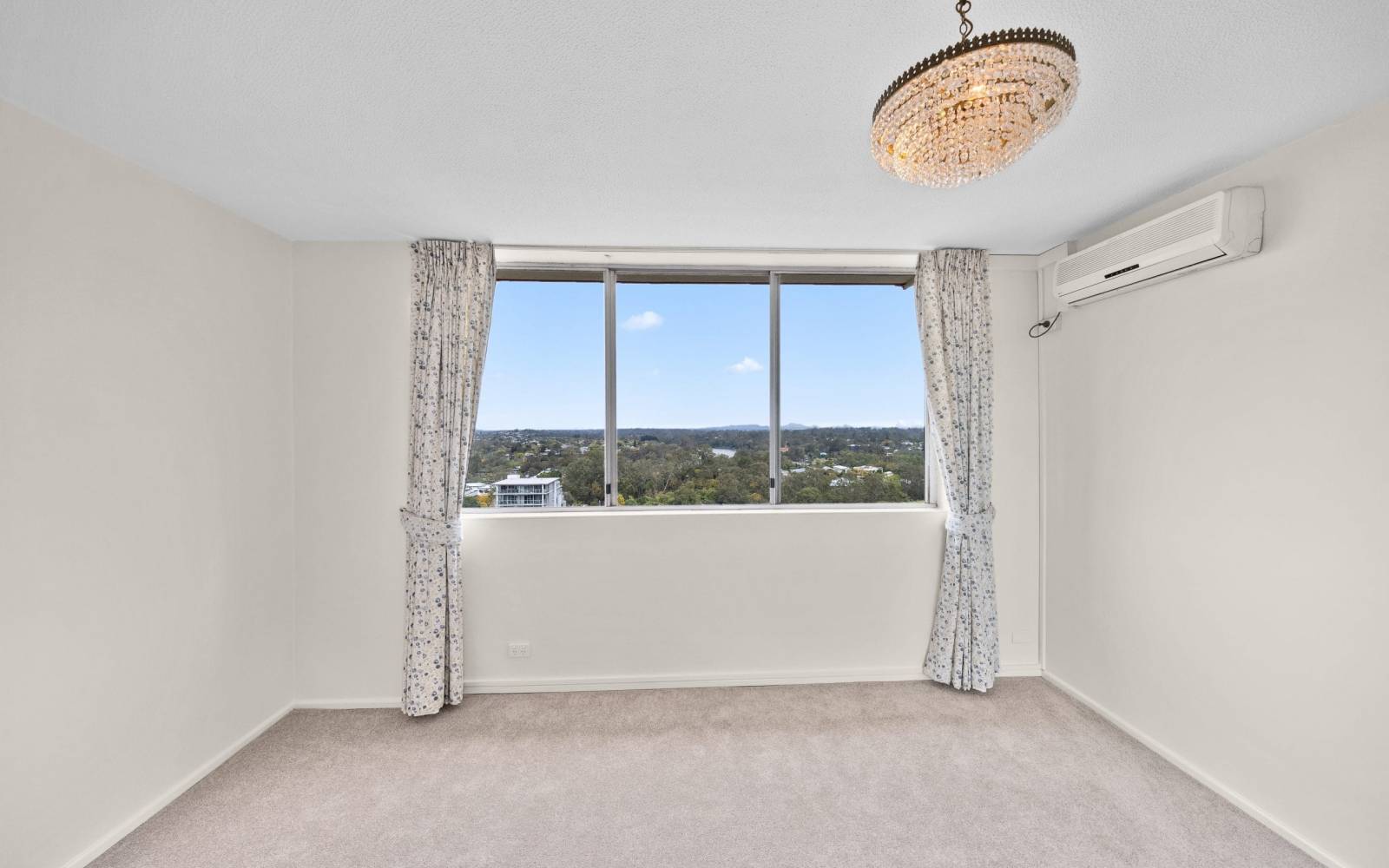 28/104 Station Road, INDOOROOPILLY, QLD 4068 AUS