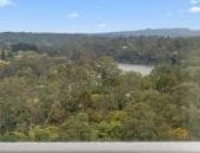 28/104 Station Road, INDOOROOPILLY, QLD 4068 AUS