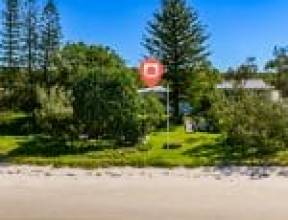 78 Bayside Drive, BEACHMERE, QLD 4510 AUS