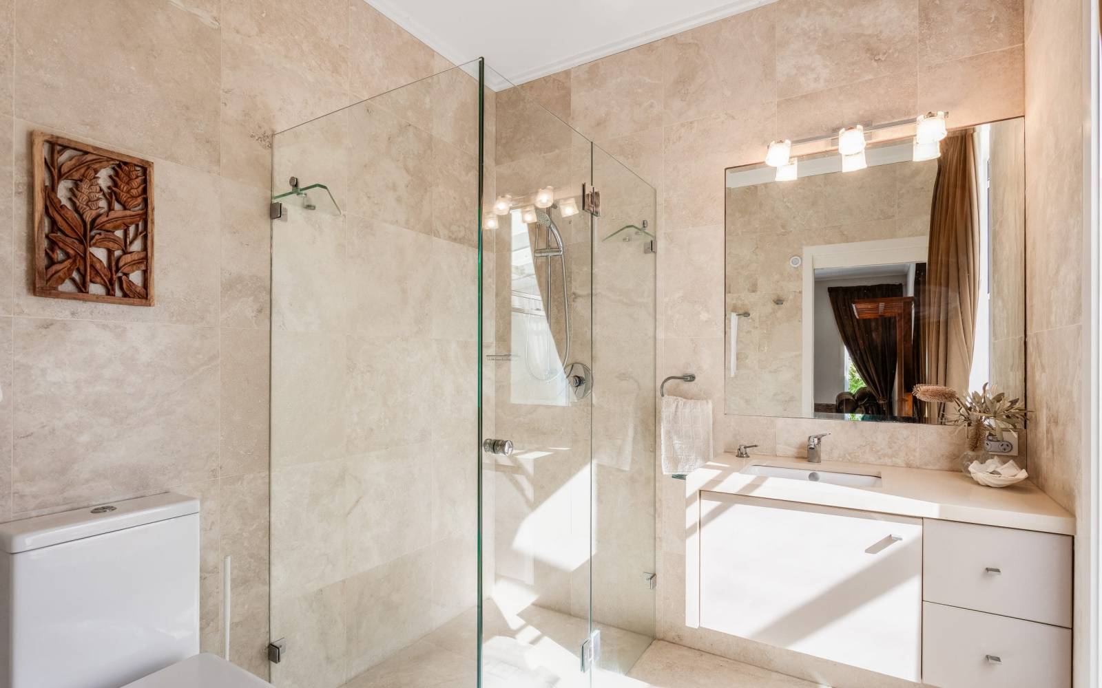 78 Bayside Drive, BEACHMERE, QLD 4510 AUS