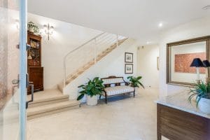 17 Gabwina Street, FIG TREE POCKET, QLD 4069 AUS