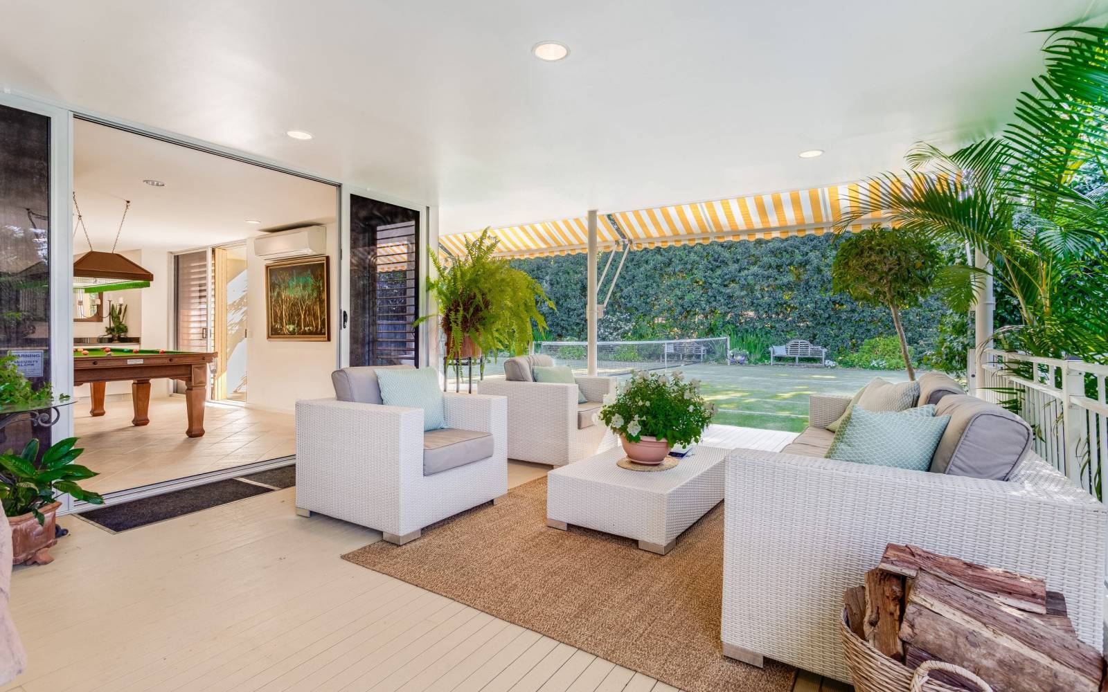 17 Gabwina Street, FIG TREE POCKET, QLD 4069 AUS