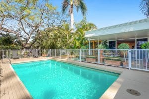17 Gabwina Street, FIG TREE POCKET, QLD 4069 AUS