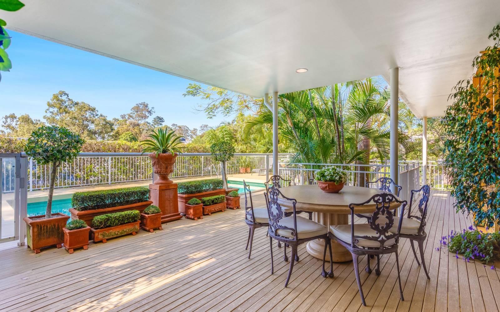 17 Gabwina Street, FIG TREE POCKET, QLD 4069 AUS