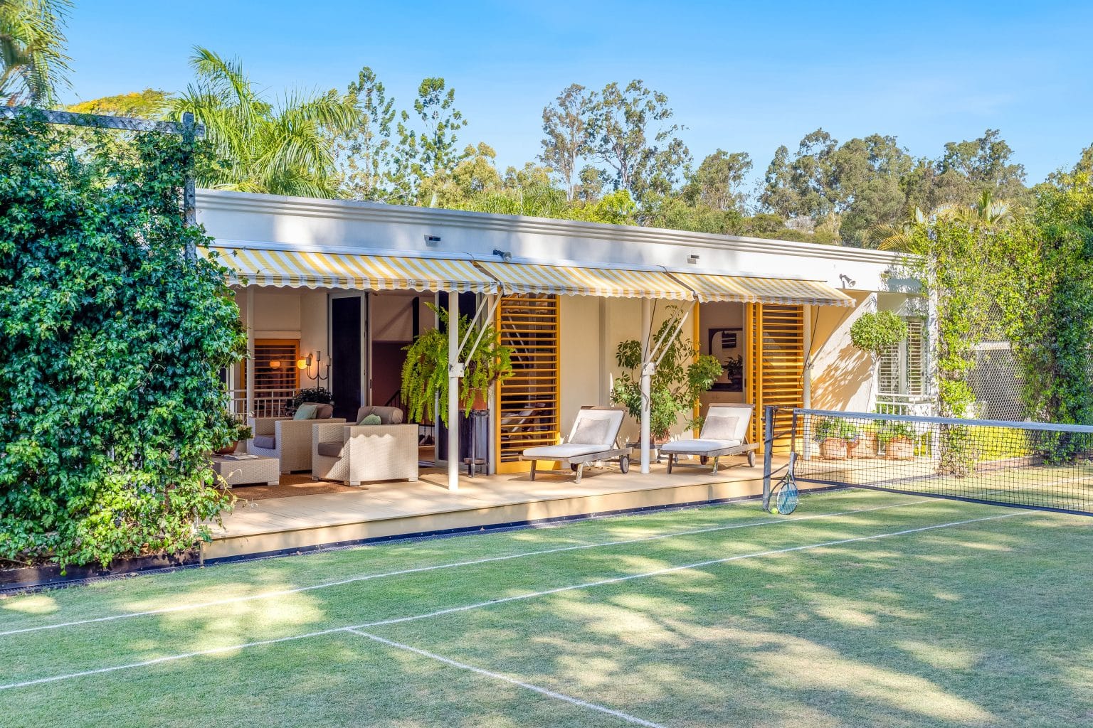 17 Gabwina Street, FIG TREE POCKET, QLD 4069 AUS