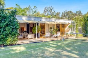17 Gabwina Street, FIG TREE POCKET, QLD 4069 AUS