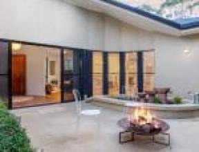 16 Ogle Place, PULLENVALE, QLD 4069 AUS