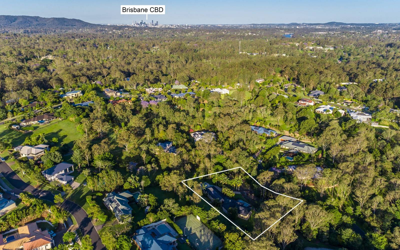 16 Ogle Place, PULLENVALE, QLD 4069 AUS