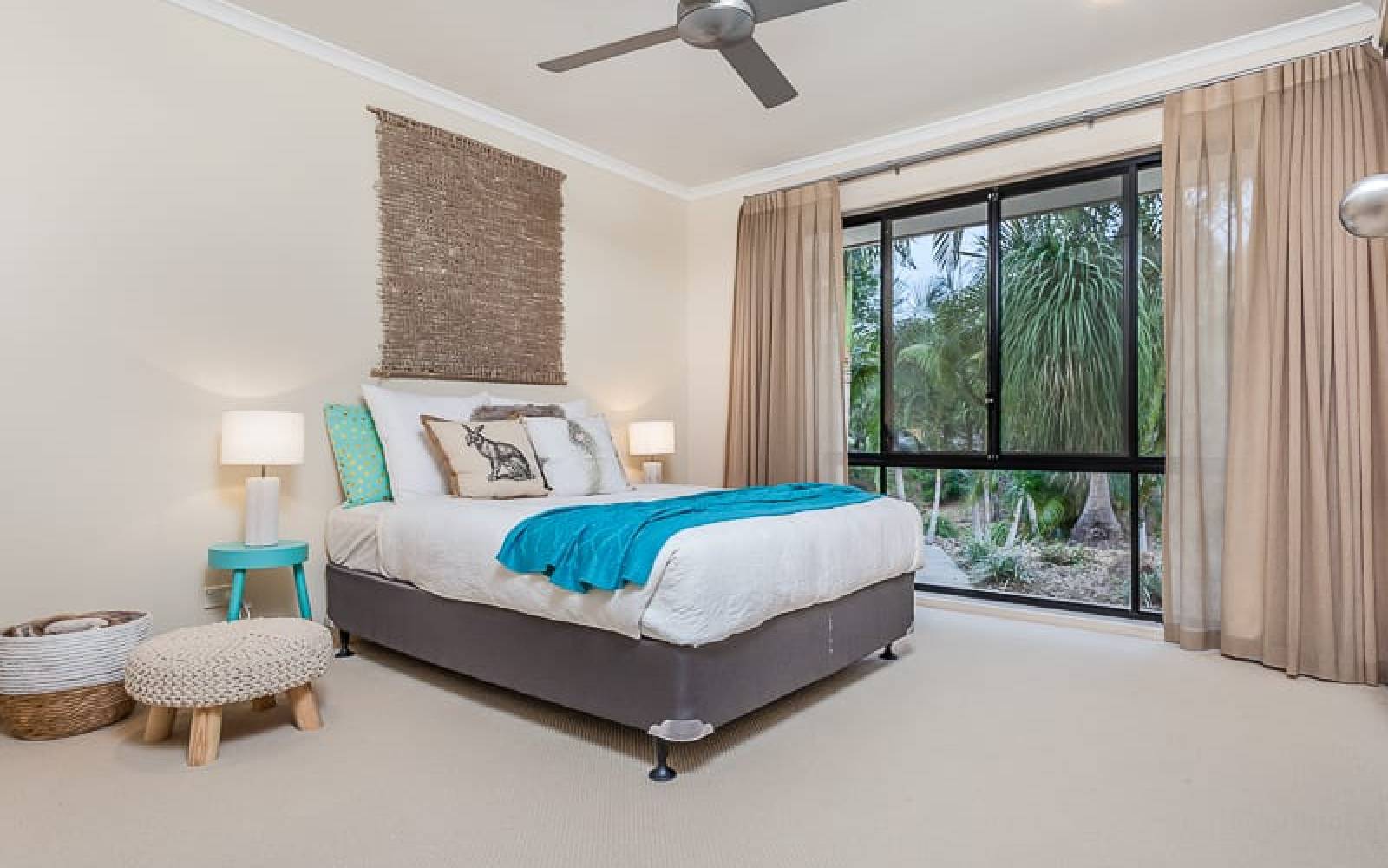 16 Ogle Place, PULLENVALE, QLD 4069 AUS